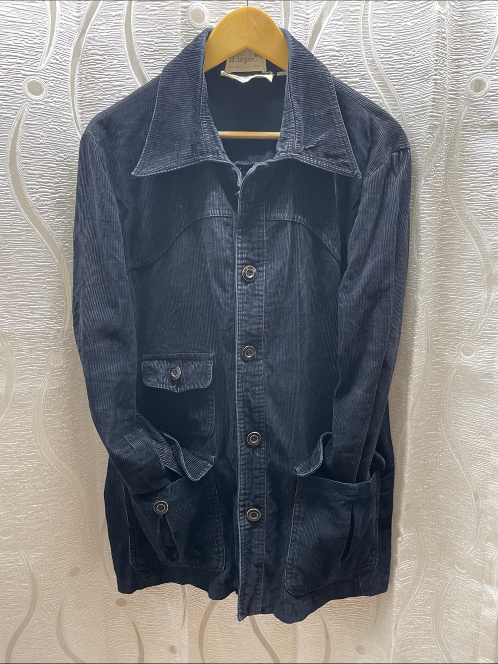Corduroy Shirt Jacket in Navy by